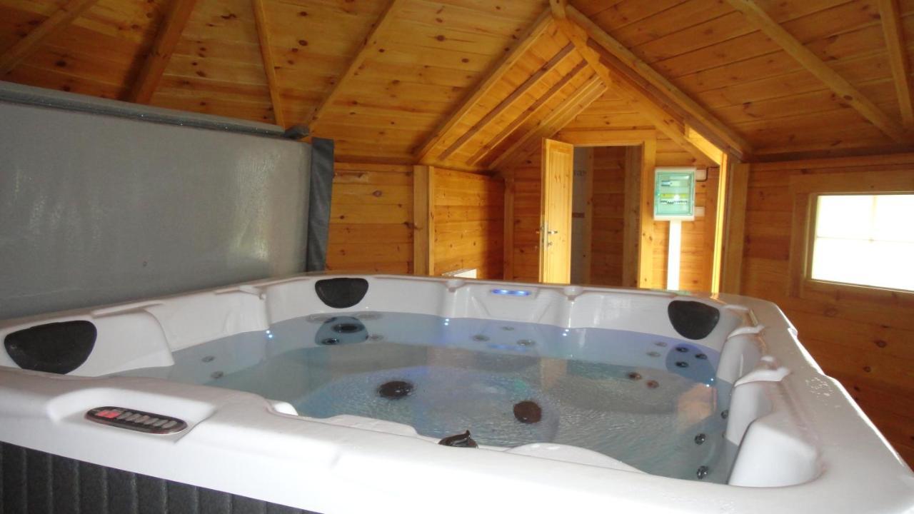 Tonn"O Loisirs Villa Servel Екстериор снимка